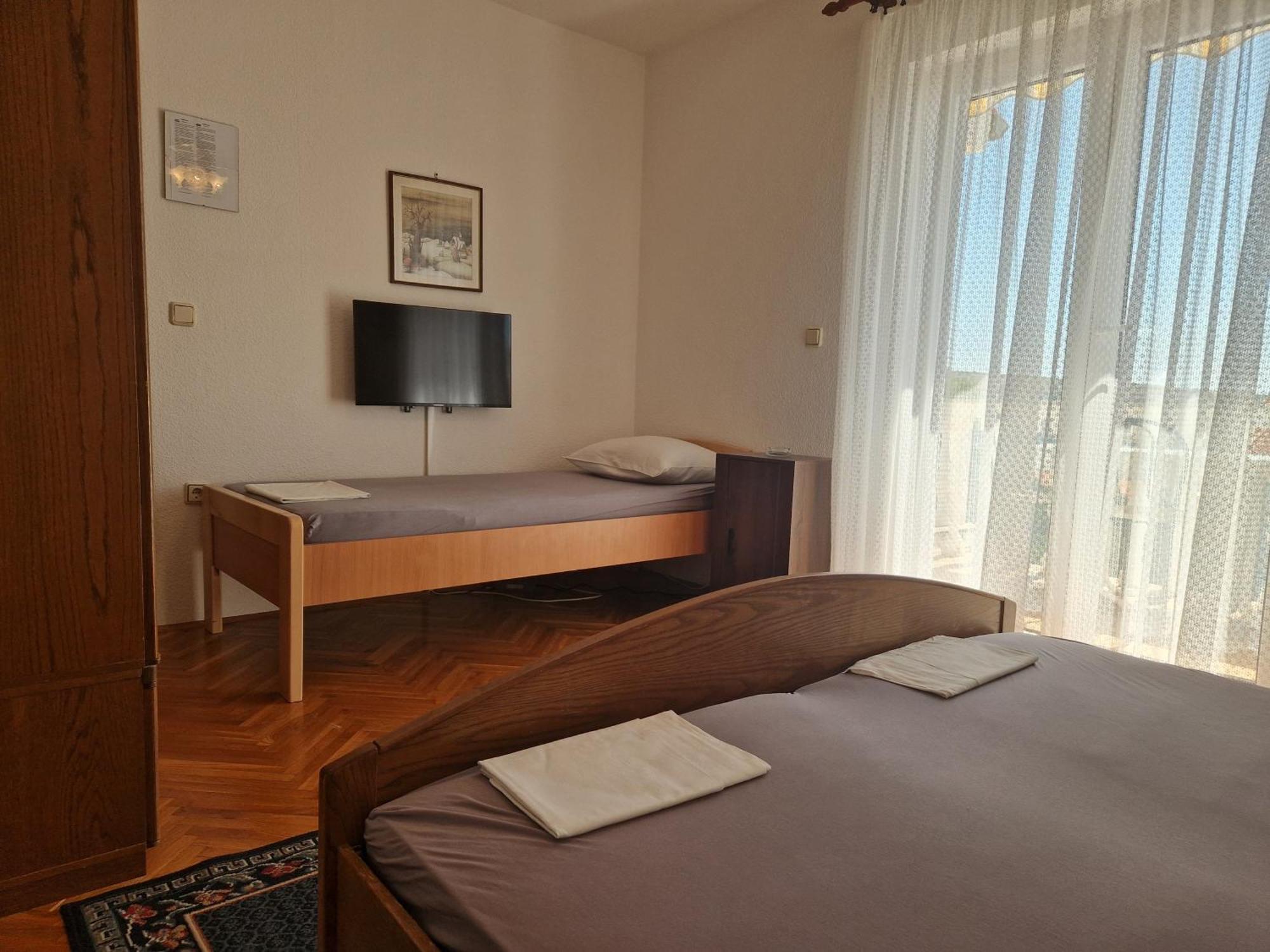 Apartments Vuksan Раб Стая снимка