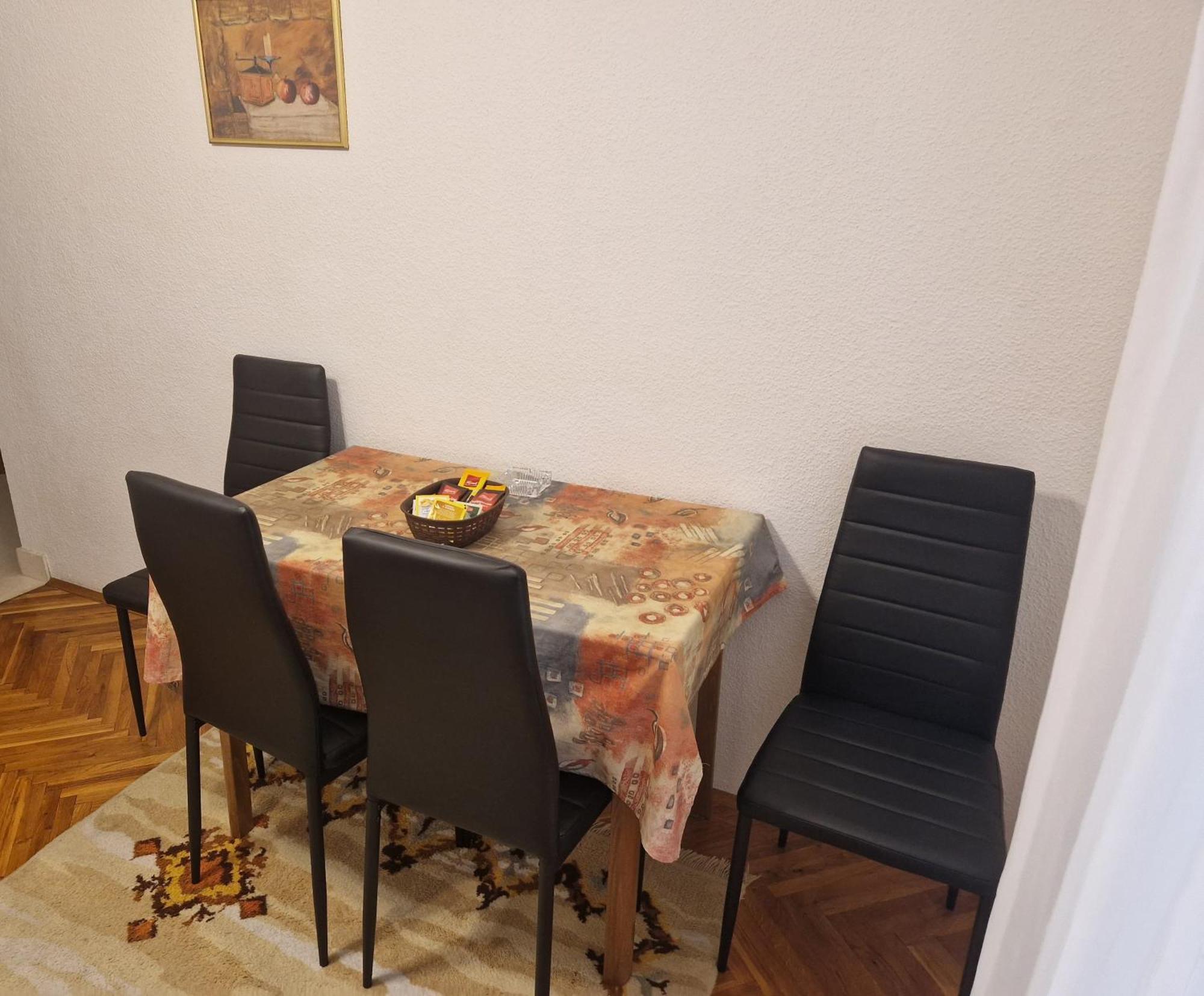 Apartments Vuksan Раб Екстериор снимка